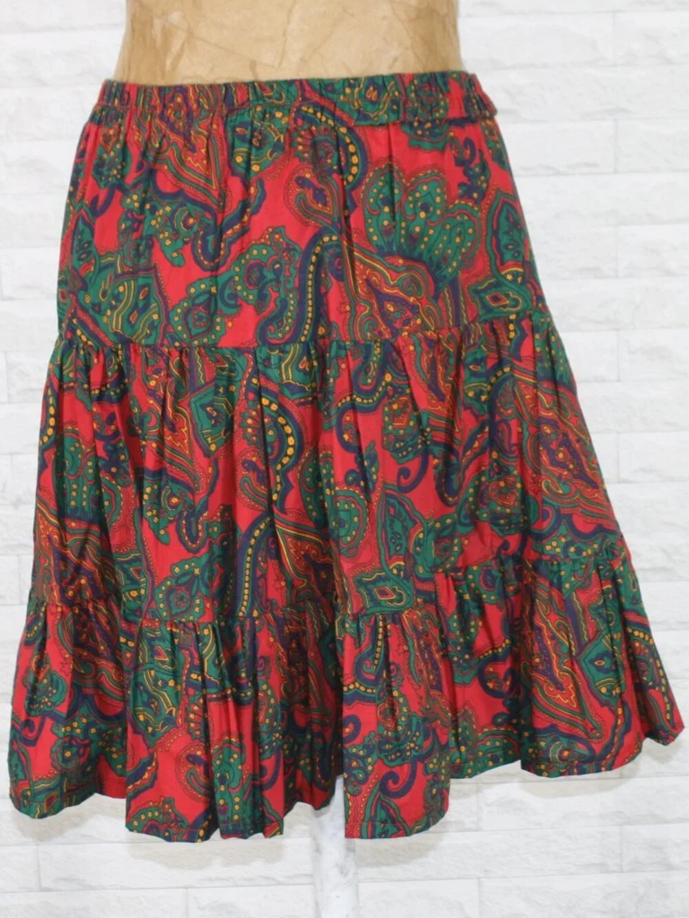 VINTAGE WESTERN EXPRESSIONS Skirt Tiered 90's Paisley Coastal Cowgirl Red Large